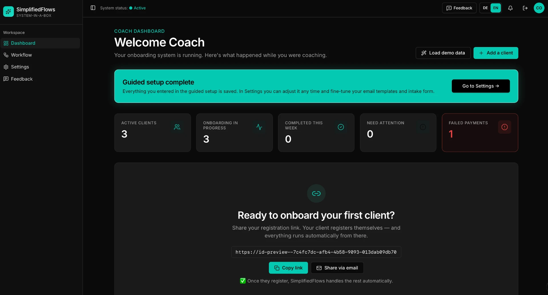 SimplifiedFlows coach dashboard showing active clients, onboarding progress and client registration link